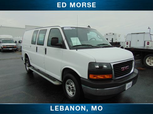 Used 2023 GMC Savana 2500 w/ Driver Convenience Package image 8