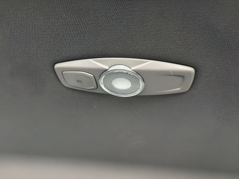 Used 2015 Ford F150 XLT w/ Equipment Group 302A Luxury AWD/4WD image 12