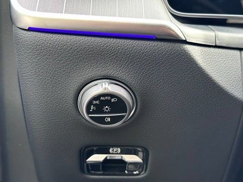 New 2026 Mercedes-Benz GLC 300 4MATIC image 23