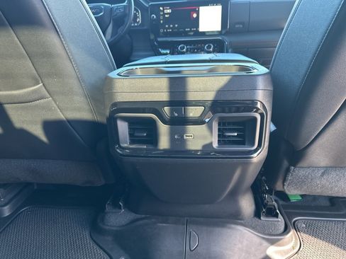 Used 2023 GMC Sierra 1500 AT4 w/ Technology Package image 24