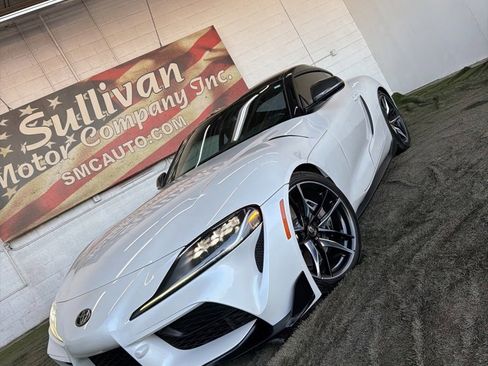 Used 2022 Toyota Supra image 2