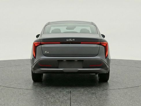 Used 2025 Kia K4 LXS image 7