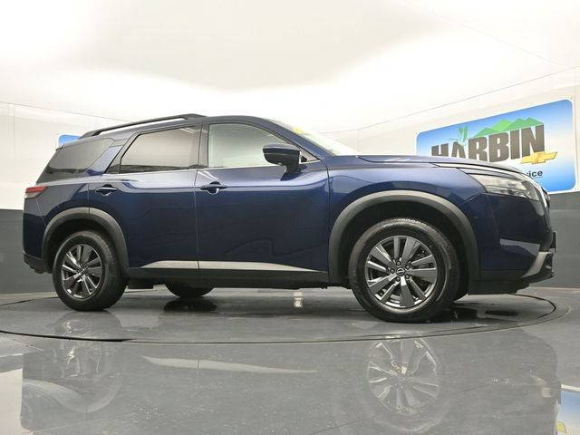 Used 2024 Nissan Pathfinder SV FWD image 22