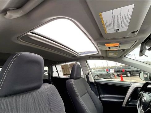 Used 2018 Toyota RAV4 XLE image 24