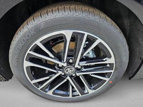 New 2026 Toyota Camry XLE AWD/4WD image 10
