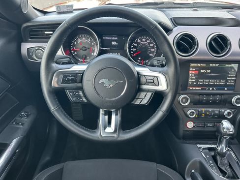 Used 2016 Ford Mustang Coupe image 14