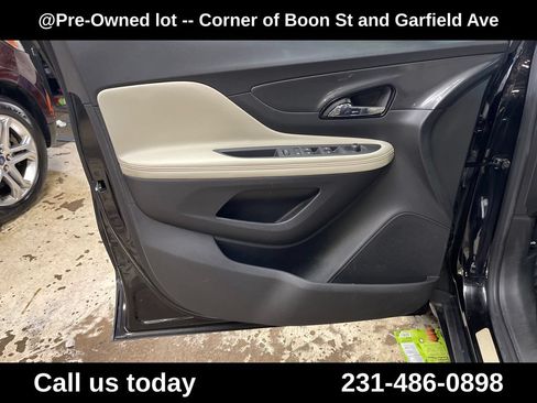 Used 2017 Buick Encore Essence AWD/4WD image 15