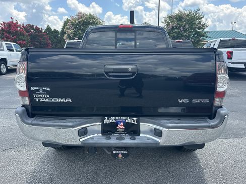 Used 2013 Toyota Tacoma 4x4 Double Cab w/ SR5 Pkg image 7