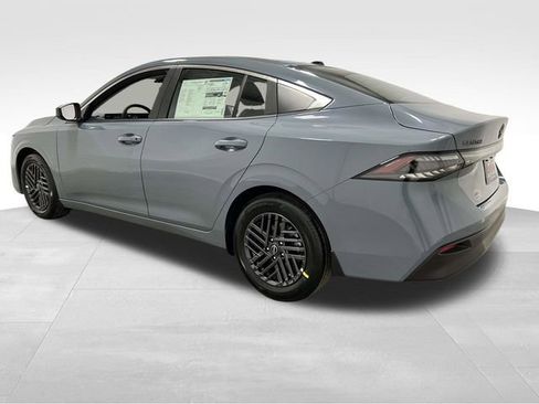 New 2026 Nissan Sentra SV FWD image 4