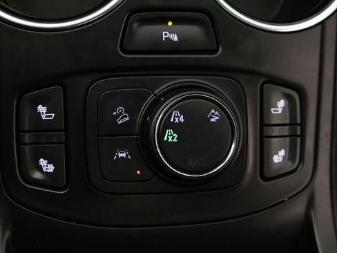 Used 2024 GMC Terrain SLT w/ Tech Package AWD/4WD image 58
