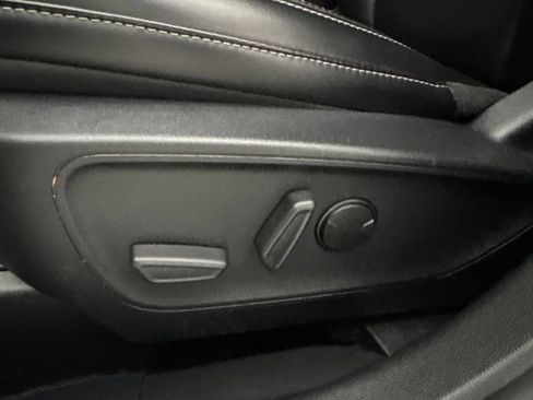 Used 2024 Ford Escape Platinum AWD/4WD image 21