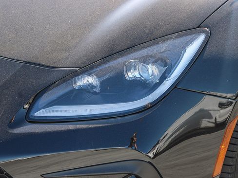 Used 2023 Toyota GR86 w/ ALL Weather Mat Package (TMS) RWD image 5