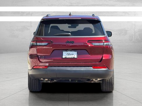 New 2026 Jeep Grand Cherokee L Limited w/ Limited Altitude Package AWD/4WD image 6