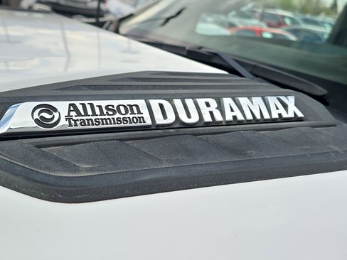 Used 2021 Chevrolet Silverado 2500 LTZ image 4