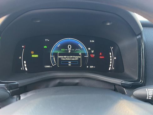 Used 2025 Toyota Camry LE w/ Convenience Package FWD image 23