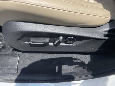 Used 2023 Acura MDX SH-AWD w/ Technology Package image 23