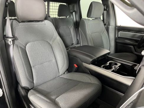 Used 2023 RAM 1500 Big Horn AWD/4WD image 42