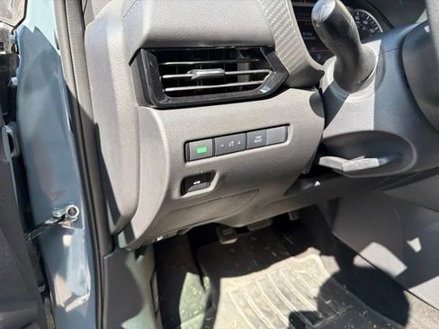 Used 2025 Nissan Sentra SV FWD image 20