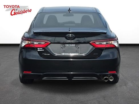 Used 2023 Toyota Camry SE image 6