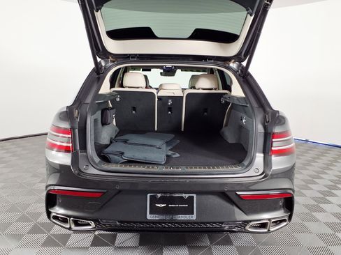 Certified 2025 Genesis GV80 3.5T e-SC image 8