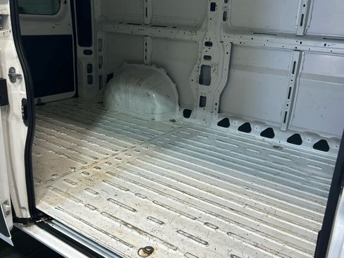 Used 2015 RAM ProMaster 1500 FWD image 5