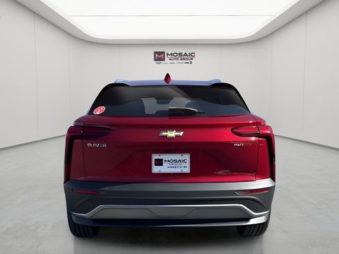 New 2025 Chevrolet Blazer EV LT image 4