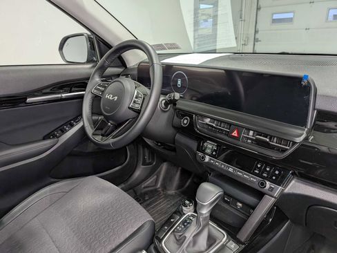 Certified 2024 Kia Seltos S image 40