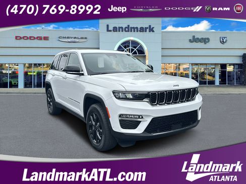 Used 2024 Jeep Grand Cherokee Limited w/ Luxury Tech Group II RWD image 1