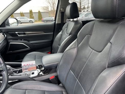 Used 2021 Kia Telluride EX w/ EX Premium Package image 7