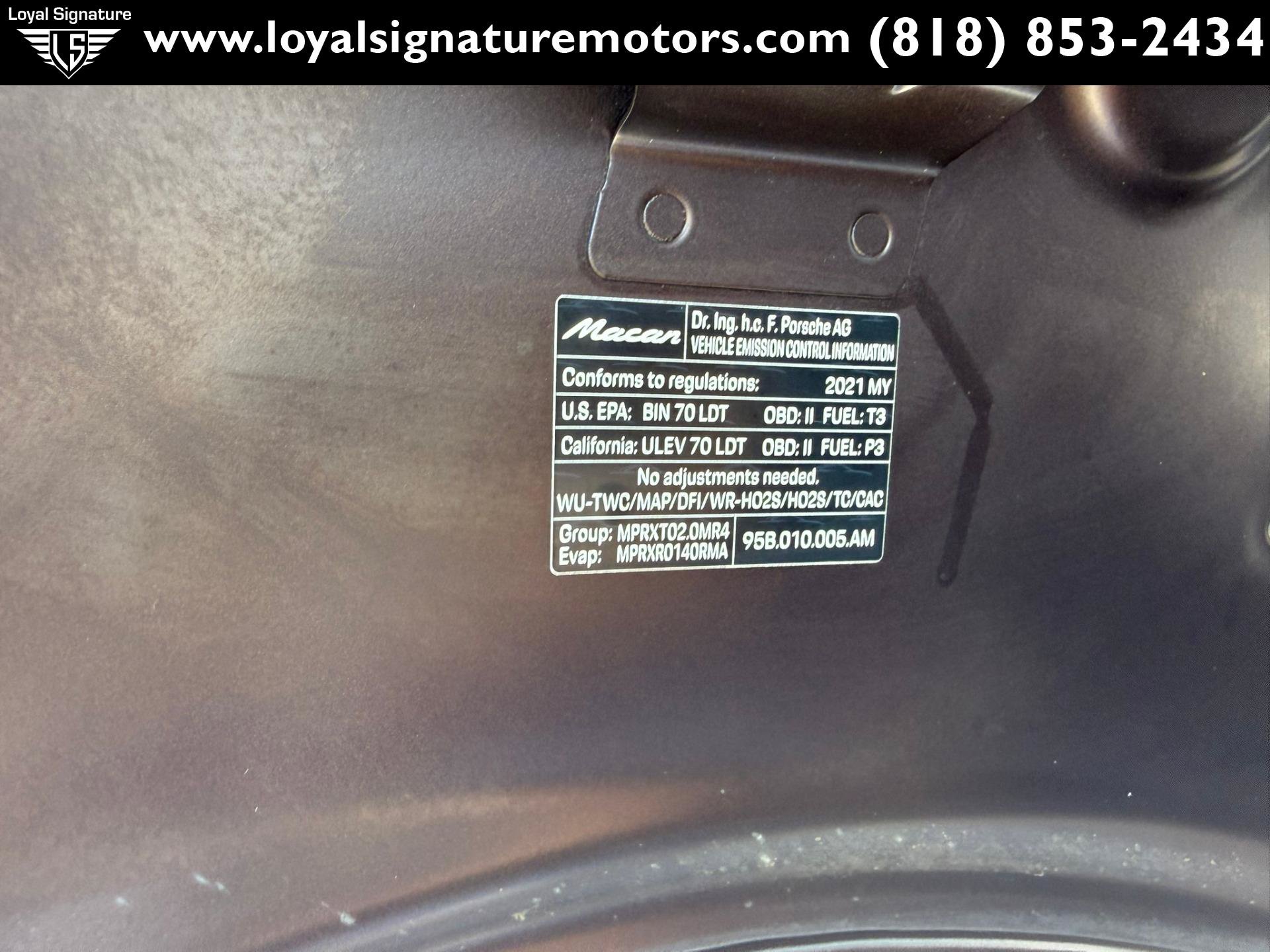 Used 2021 Porsche Macan AWD/4WD image 39