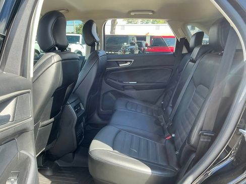 Used 2018 Ford Edge SEL w/ Equipment Group 201A FWD image 27