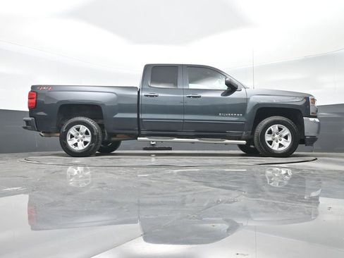 Used 2018 Chevrolet Silverado 1500 LT image 31