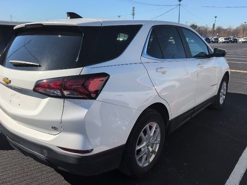 Used 2024 Chevrolet Equinox LT w/ LPO, Floor Liner Package image 6