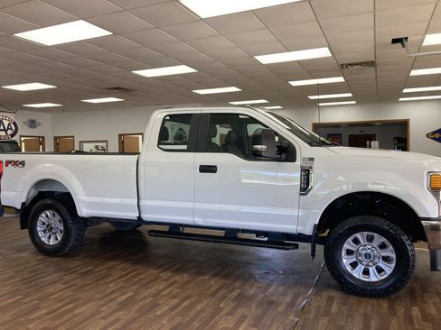 Used 2022 Ford F250 XL w/ STX Appearance Package AWD/4WD image 5
