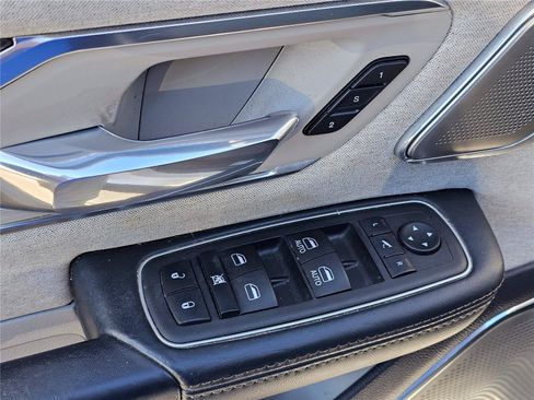Used 2022 RAM 1500 Limited AWD/4WD image 16