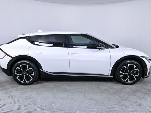 Used 2022 Kia EV6 Wind w/ Wind Technology Package image 27