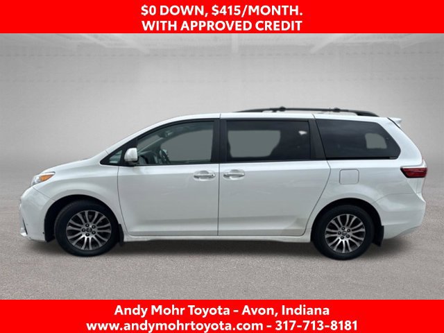 Used 2018 Toyota Sienna XLE w/ XLE Navigation Package FWD image 5