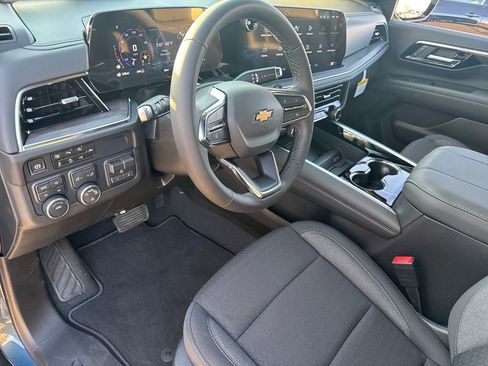 New 2026 Chevrolet Suburban LS w/ Max Trailering Package image 19