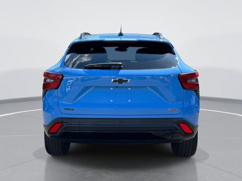 Certified 2024 Chevrolet Trax RS w/ Sunroof Package FWD image 6