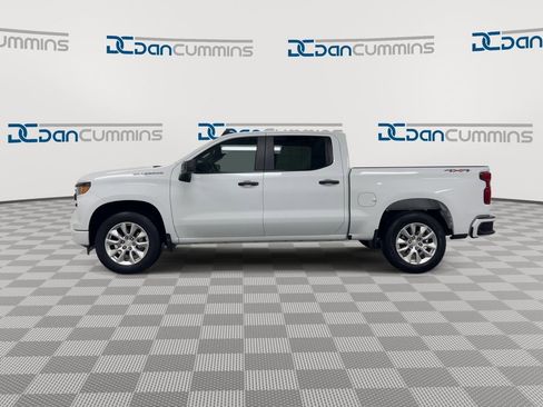 Used 2023 Chevrolet Silverado 1500 Custom AWD/4WD image 5