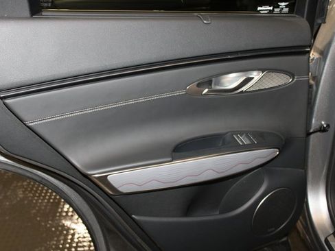 Used 2023 Genesis GV70 2.5T w/ Advanced Package image 30