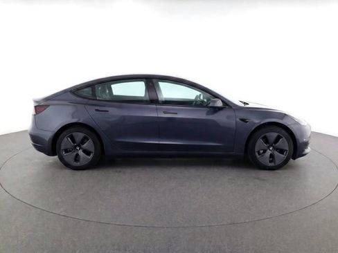 Used 2022 Tesla Model 3 Long Range AWD/4WD image 8