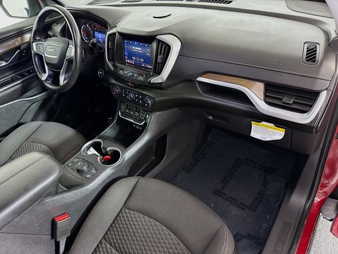 Used 2020 GMC Terrain SLE w/ Driver Convenience Package FWD image 30