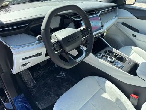 New 2026 Jeep Cherokee Laredo AWD/4WD image 12