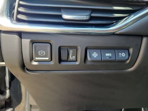Used 2020 Cadillac XT4 Sport AWD/4WD image 32