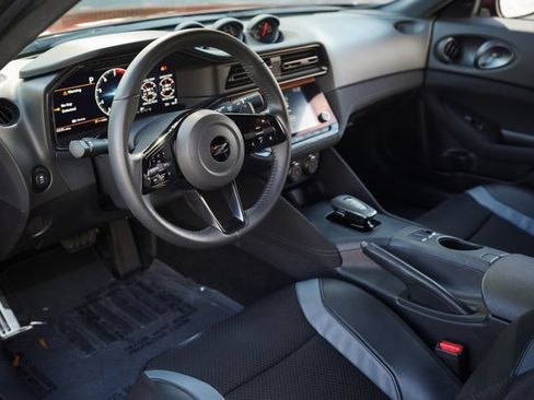 Used 2024 Nissan Z Sport w/ Floor Mat Package image 20
