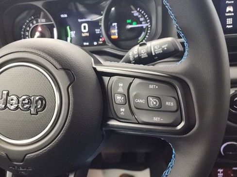 New 2025 Jeep Wrangler Unlimited Rubicon 4xe w/ Convenience Group image 16