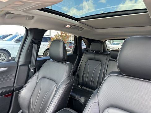 New 2025 Ford Escape SE w/ PHEV Premium Package image 23