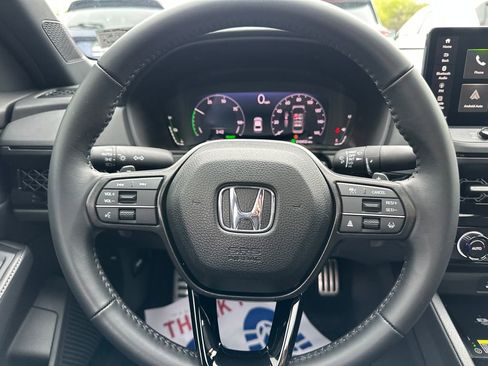 Used 2025 Honda Accord Sport image 19