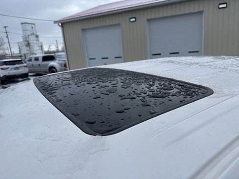 Used 2014 Ford F150 Limited image 9